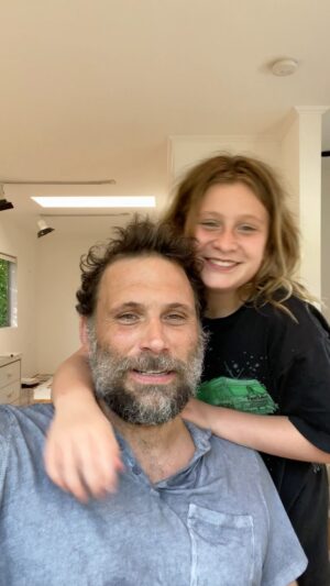 Jeremy Sisto Instagram - #alonetogether #storytime #actors #littlewomen