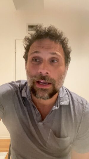 Jeremy Sisto Instagram - #isolatetogether #alonetogether #storytime #storytimethreads #actors #littlewomen