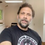 Jeremy Sisto Instagram - #isolatetogether #alonetogether #storytime #storytimethreads #actors