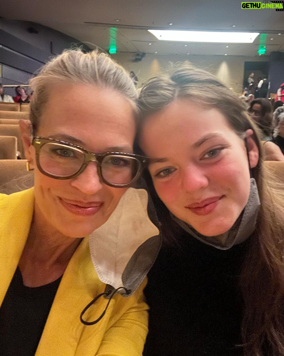 Jeri Ryan Instagram - About last night… Thank you for having us, @ctgla , and congrats to the INCREDIBLE cast for a phenomenal opening night! #intothewoods #bestnightwithmypea
