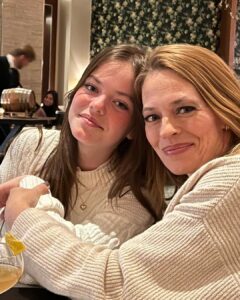 Jeri Ryan Instagram - This amazing, beautiful, smart, funny, sensitive, kind human is 15 years old today. But she’s forever my Little Pea. 💖💕💞 I love you so much, My Pea. Every second I spend with you is the most beautiful gift. 💖