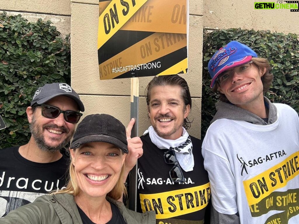 Jeri Ryan Instagram - Another great turnout on the picket line — and my awesome son, Alex, joined me today! ❤️ Huge thank you to our @iatse family for showing up BIG! ✊🏼✊🏼✊🏼 Let’s KEEP SHOWING UP and keep FLOODING these lines EVERY DAY until we get the deal we deserve! And remember, this is a marathon, not a sprint. A deal isn’t gonna be made in a day or probably even a week — there are MANY deal points that need to be hammered out and agreed to, and it takes time and patience. So let’s all be patient too and send our NegCom ALL the love and support and positive energy!! One day longer. One day stronger. As long as it takes. ✊🏼 @sagaftra #sagaftrastrong #sagaftrastrike #power2performers #unionstrong #1u