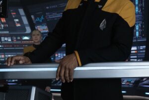 Jeri Ryan Instagram - Let’s just say…s%*# is about to go down…
#startrekpicard @startrekonpplus @startrek