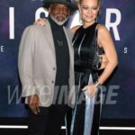 Jeri Ryan Instagram - What an amazing night… I can’t wait for you all to see what we have in store for you in Season 3! #startrekpicard #finalseason @startrekonpplus