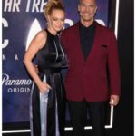 Jeri Ryan Instagram - What an amazing night… I can’t wait for you all to see what we have in store for you in Season 3! #startrekpicard #finalseason @startrekonpplus