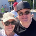 Jeri Ryan Instagram - Absolutely amazing morning at Universal with my union brothers & sisters (and some old friends I got to catch up with!) @sagaftra @ericstonestreet @missmarymmouser @santiagoc #unionstrong #sagaftrastrong #1u