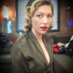 Jes Macallan Instagram - To whom it may concern, I 🤎 vintage. Carry on, Good day.