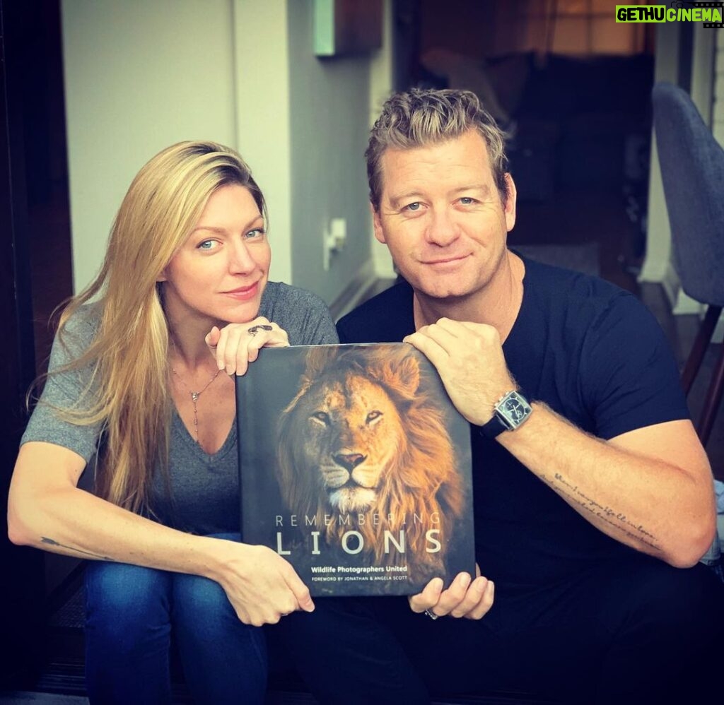 Jes Macallan Instagram - #only20KWildLionsLeft. Think about that. Only 20K left. Lions?! This is a shocking FACT. This force of nature in the wild is at risk of extinction. Until you have seen a lion in the wild you have never really seen a lion. This is a manmade problem. We can help fix that. Today is #RememberingWildlifeDay and 100% OF THE PROCEEDS from this beautiful REMEMBERING LIONS book goes to vetted conservation programs to save lions and their habitat. See my story for link to buy!!! Xo Be A Force for Nature. #BeAForceforNature. Please SHARE!