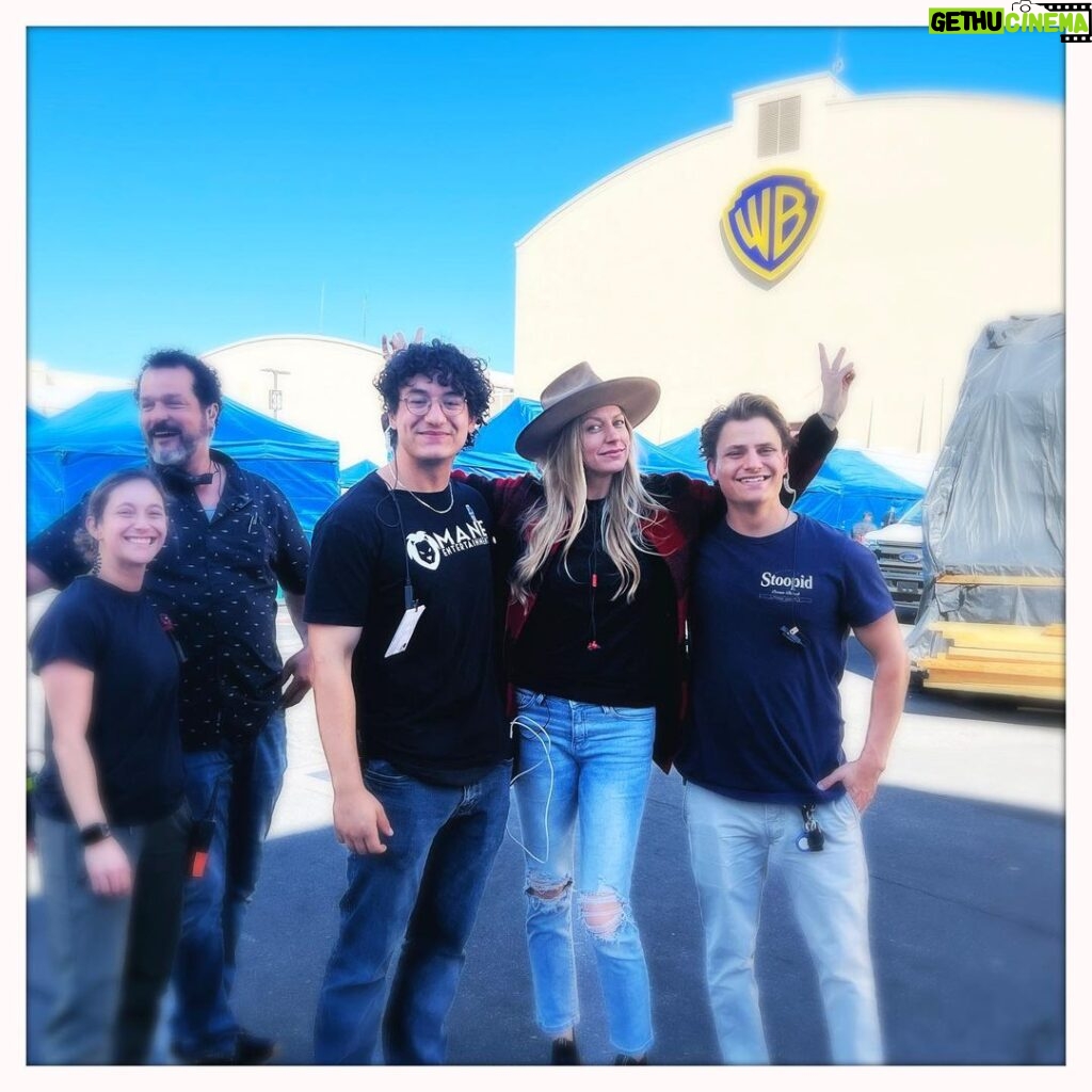 Jes Macallan Instagram - This particular job was special as one of my childhood dreams came true pulling on to the infamous @warnerbrostv studio lot every morning with a parking spot with my name on it as a director. I had the pleasure of being at the helm of @cwallamerican for their fall finale airing tonight at 8/7 central on the CW. The family that works in every department of the show embody the best combination of talent and grace. Thank you for having me. My heart sends a huge hug to all the cast and crew and a shout out to @jamieturner510 for writing a beautifully moving episode, @kech99 for being a true inspirational vision of a brilliant, classy, caring, bossest of lady bosses, and @e_cord for being the most fabulously tremendous partner in crime DP. ‘Til we meet again. Also, thank you forever to my dream team @ssussmanlaaks and @steffimoy for keeping this directing train chugging forward on its tracks.