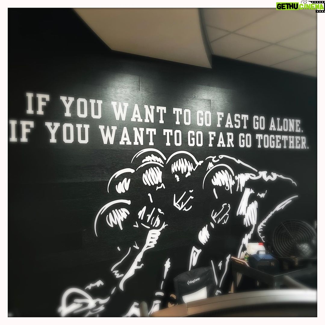 Jes Macallan Instagram - This particular job was special as one of my childhood dreams came true pulling on to the infamous @warnerbrostv studio lot every morning with a parking spot with my name on it as a director. I had the pleasure of being at the helm of @cwallamerican for their fall finale airing tonight at 8/7 central on the CW. The family that works in every department of the show embody the best combination of talent and grace. Thank you for having me. My heart sends a huge hug to all the cast and crew and a shout out to @jamieturner510 for writing a beautifully moving episode, @kech99 for being a true inspirational vision of a brilliant, classy, caring, bossest of lady bosses, and @e_cord for being the most fabulously tremendous partner in crime DP. ‘Til we meet again. Also, thank you forever to my dream team @ssussmanlaaks and @steffimoy for keeping this directing train chugging forward on its tracks.