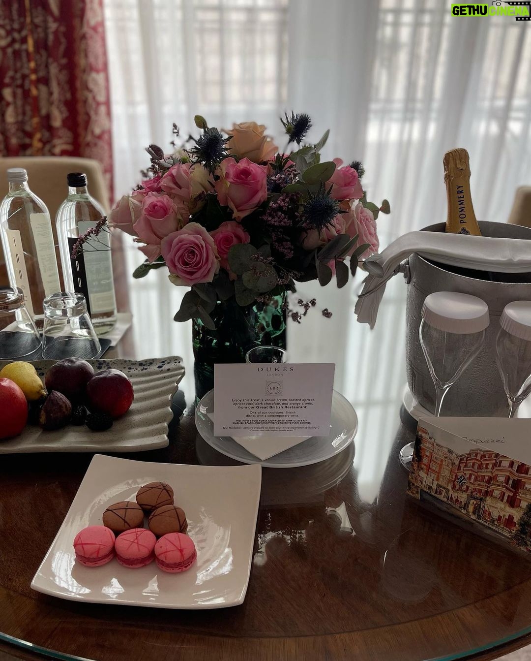 Jess Impiazzi Instagram - Had the most wonderful stay @dukeslondon last night π a truly beautiful hotel capturing the real spirit of London and the most attentive wonderful staff ππthank you for having us π DUKES London