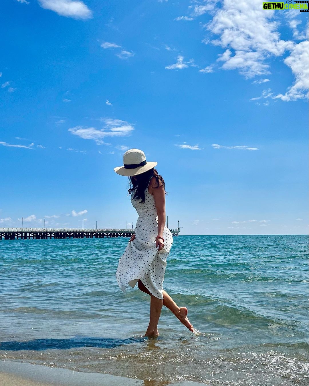 Jess Impiazzi Instagram - A little glimpse of the last two days โ๏ธ - Barcelona ๐ฅ๏ธ-๐ซ๐ทFrance ๐-๐ฅ๏ธ๐๐ฎ๐นItaly Travelling around the Mediterranean on @virginvoyages ๐ฅฐ๐๐ฌ๐ @trendingtravel ๐