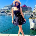 Jess Impiazzi Instagram – A little glimpse of the last two days
✈️ – Barcelona 🛥️-🇫🇷France 🌊-🛥️🌊🇮🇹Italy 

Travelling around the Mediterranean on @virginvoyages 🥰🌊🐬🐠

@trendingtravel 💖