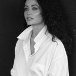 Jess Impiazzi Instagram - ‘But what if I fall?’… ‘oh, but darling, what if you fly’… 🦄🦋🐛☘️🌙✨🍄