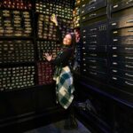 Jess Impiazzi Instagram - The wand chooses the wizard 🧙🏻 Just a little more potter spam 👓🧙🏻⚡️🦉👓⚡️🧙🏻‍♀️🦉🧙‍♂️#wbtourlondon #harrypotter Warner Bros. Studio Tour London