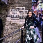 Jess Impiazzi Instagram - The place where my troubles just seem less troublesome 🧙🏻‍♀️ “Happiness can be found in the darkest of times, if one just remembers to turn on the light”💡🧙‍♂️👓🦉⚡️#potter #harrypotter #wbtourlondon Warner Bros. Studio Tour London