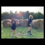 Jess Salgueiro Instagram - A brief reprieve from 2020, when we frolicked on a farm for a month. #hbdtome🎉 @funnymorefarms @margarapp 📸 @matt__eastman