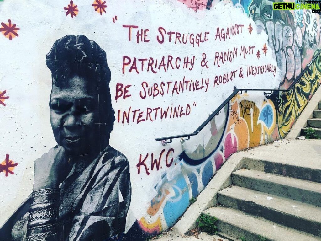 Jess Salgueiro Instagram - “The struggle against patriarchy and racism must be substantively robust and inextricably intertwined” -Kimberlé Williams Crenshaw I had the pleasure of meeting an artist responsible for these gorgeous pieces yesterday. Thank you to all those out there working to make this world a more beautiful place✨ Toronto, Ontario