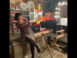 Jess Salgueiro Instagram - “My wish is coming true, you’ll all be very happy about that ” - Kelsey Grammer 💗 #frasier Special shout-out to slide #9 ❤️ Paramount Studios