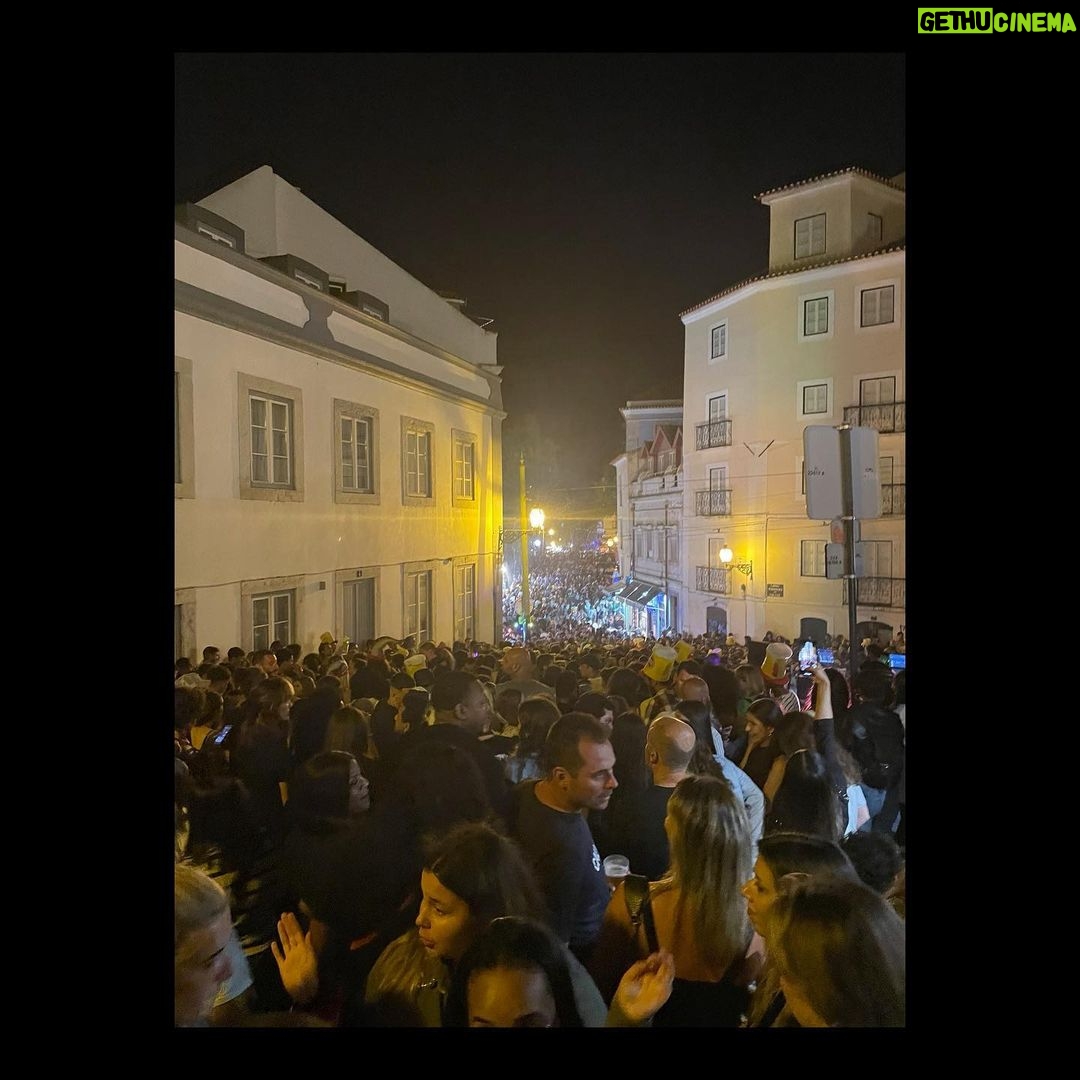 Jess Salgueiro Instagram - My favourite place with my favourite people: a fever dream 🥵 Lisbon, Portugal