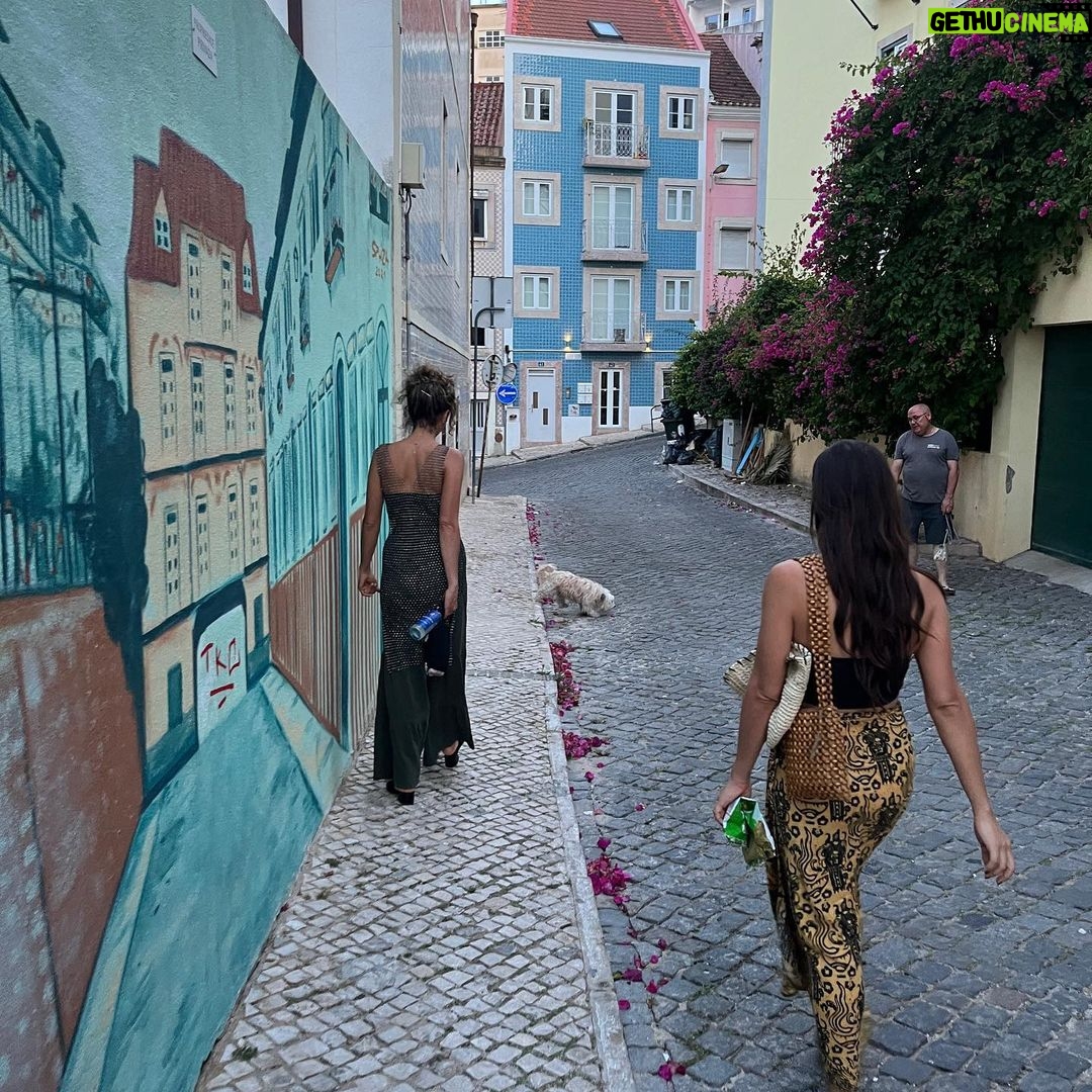 Jess Salgueiro Instagram - My favourite place with my favourite people: a fever dream 🥵 Lisbon, Portugal