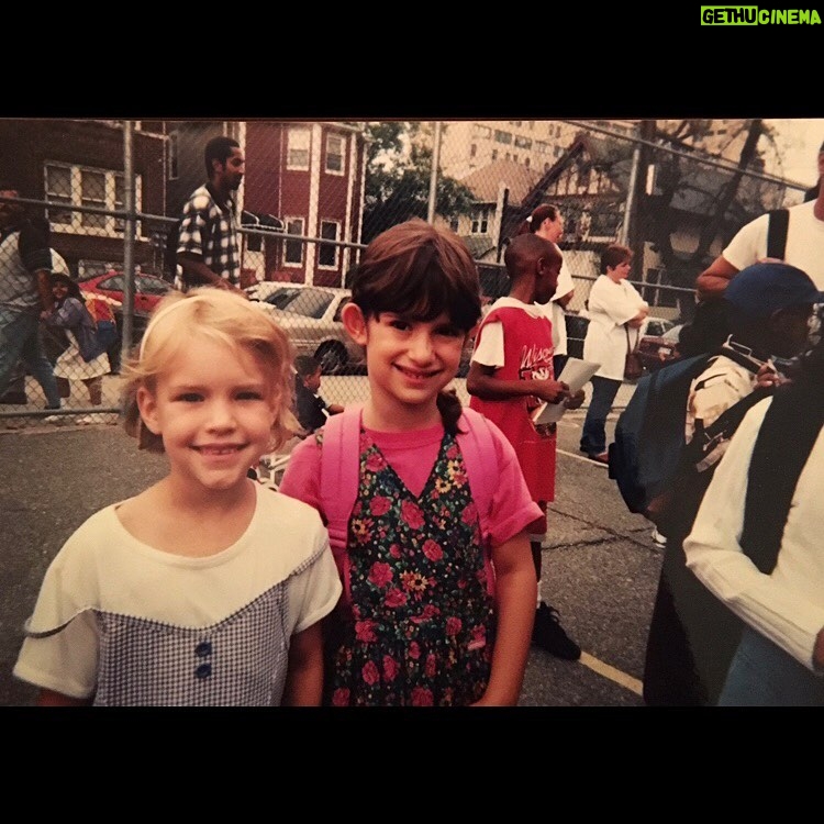 Jess Varley Instagram - Three-oh today! π₯³ Grateful for loved ones and all the heroes on the frontlines working tirelessly and selflessly through this pandemic. Sending everyone lots of love during this real life episode of the Twilight Zone πStay safe!! πππ