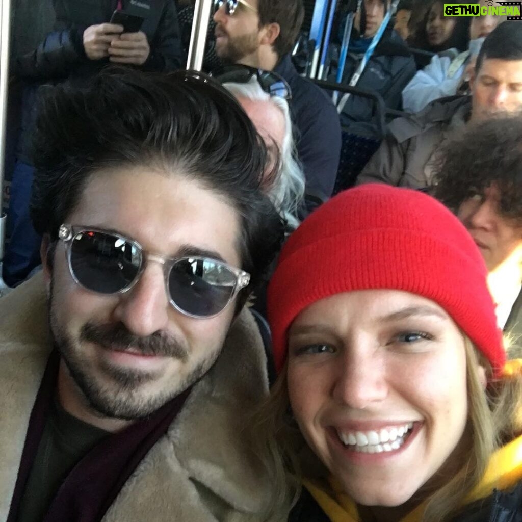 Jess Varley Instagram - Live update from the VIP Express Sundance Film Festival