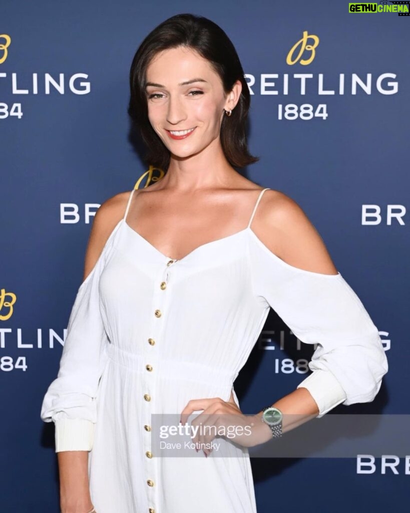 Jesse James Keitel Instagram - I’ll never be late again with my new @breitling Navitimer ✨ thank you for an incredible evening ♥️ #ForTheJourney #Breitling #squadonamission #navitimer