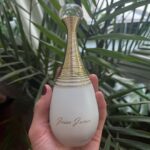 Jesse James Keitel Instagram – It’s a trap! 👀🌸 I had a beautiful time celebrating the launch of the new j’adore parfum d’eau this weekend with @dior @diorbeauty. And thank you for the fabulous bottle! 💕
Hair: @cnaselli
Makeup: @sterlingtullnyc
Xoxo @staceykubasak @jessprudente