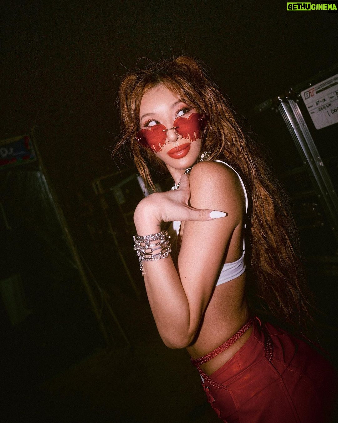 Jessi Instagram - ALL I SEE IS LOVE 😍😍😍😍😎😎😎❤️🔥❤️🔥❤️🔥❤️🔥❤️🔥❤️🔥❤️🔥❤️🔥❤️🔥❤️🔥 Busan, South Korea