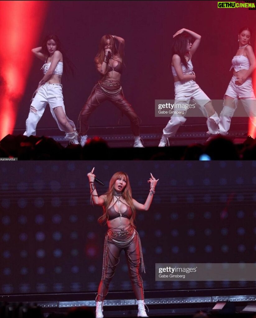 Jessi Instagram - VEGAS was too fckin lit 🔥🔥 Thank you guys for showing ya girl so much love 🙏🏻🙏🏻 Thank you for having me @webridgeexpo ❤️❤️ S/O to my bodyguard, manager and brother @holenciagaa on 4th slide!!!❤️ SWIPE!!! Las Vegas, Nevada