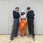 Jessi Instagram - The Watermelon Squad 🧡🧡😩😩 내 동생들 항상 고마워 🧡 그리고 키 좀 그만 커😭😭 They get taller everytime I see them 😭😭🥺🥺 @txt_bighit #soobin #yeonjun
