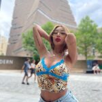Jessi Instagram - #JESSIINLONDON 🇬🇧🤍 Swipe London, United Kingdom
