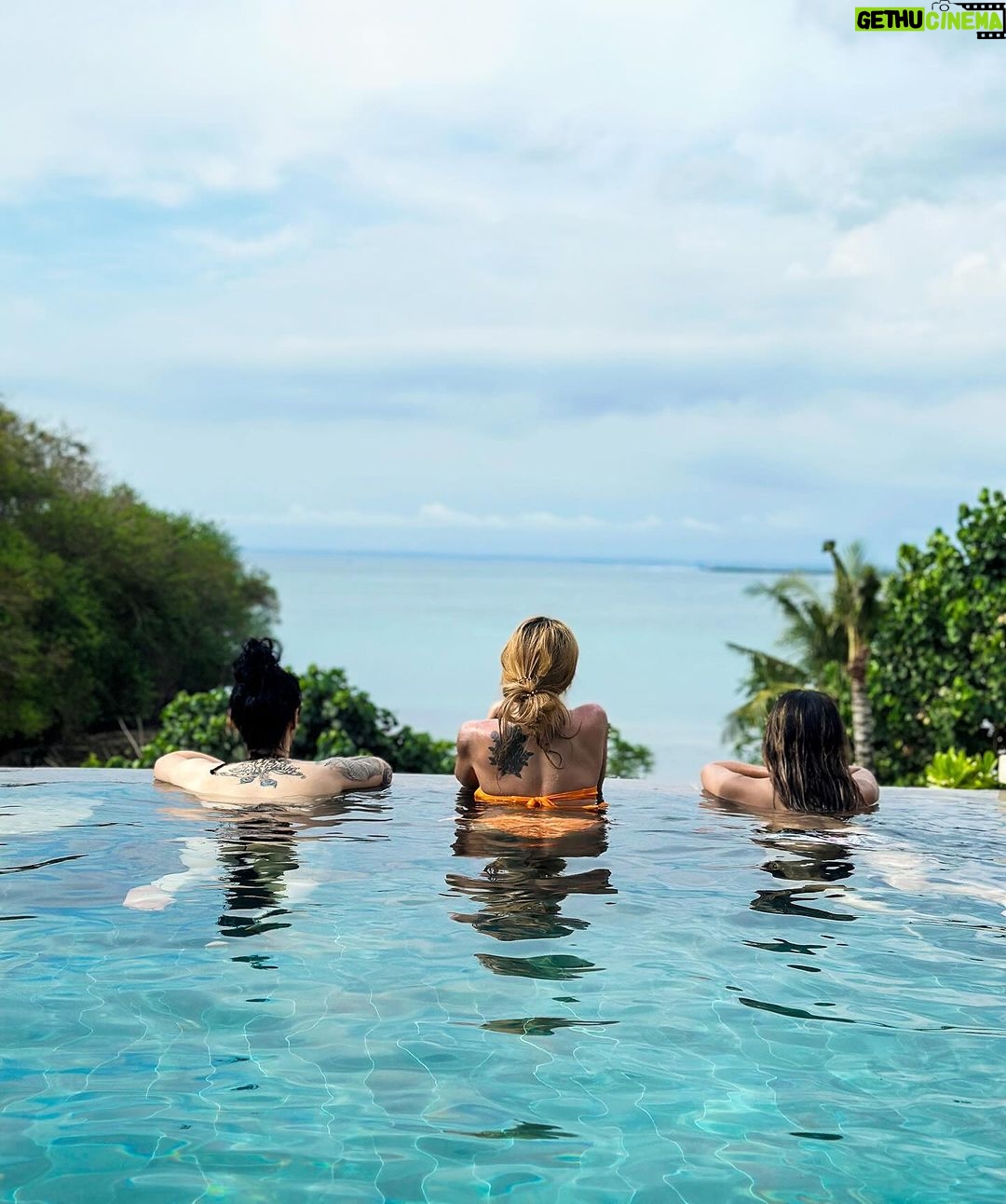 Jessi Instagram - Photodumps from Bali ❤️ Rest, rejuvenate, reset, restart. 🙏🏻