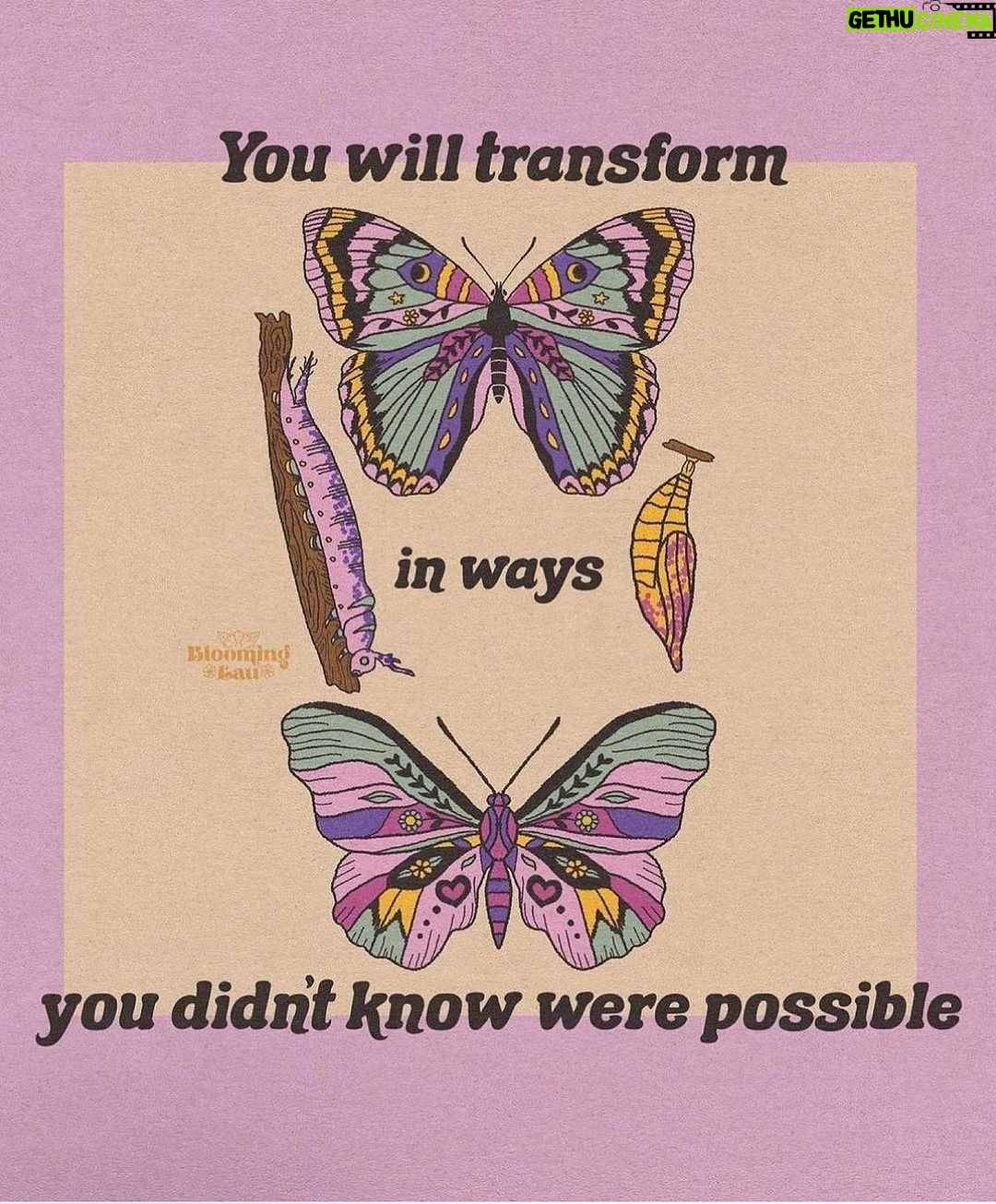 Jessica Alba Instagram - #ThursdayThoughts… 💭💗💫💌 Sending lots of love and light as I reflect on this past year and look ahead to the next x
