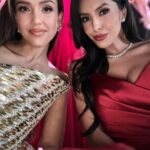 Jessica Alba Instagram - Incredible night @baby2baby annual gala! I’m so proud of @kellysawyer and @norahweinstein who work relentlessly all year long to provide essentials for children living in poverty 🤍🫶🏽✨Over the last 12 years, #Baby2Baby has provided over 375 million basic essentials to children living in poverty across the country. It is such an honor to be part of such an impactful organization 🙏🏽 Congratulations to the queen @salmahayek on receiving the Giving Tree Award for her dedication to women and children in need - te amo ❤️ And a huge thank you to all of the incredible sponsors for making this evening possible - @paulmitchell @michaelinedejoria @CityNationalBank and @VolvoCarUsa 🙌🏽