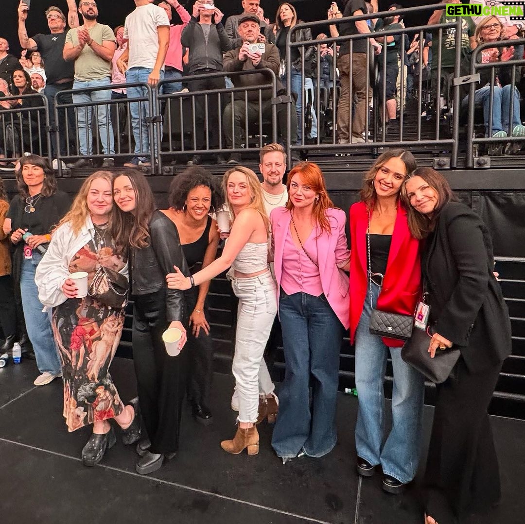 Jessica Alba Instagram - Epic Show @u2 at @spherevegas ππ€―ππ½π«Άπ½ w my sweet @jordanjoyhewson ! Wow!
