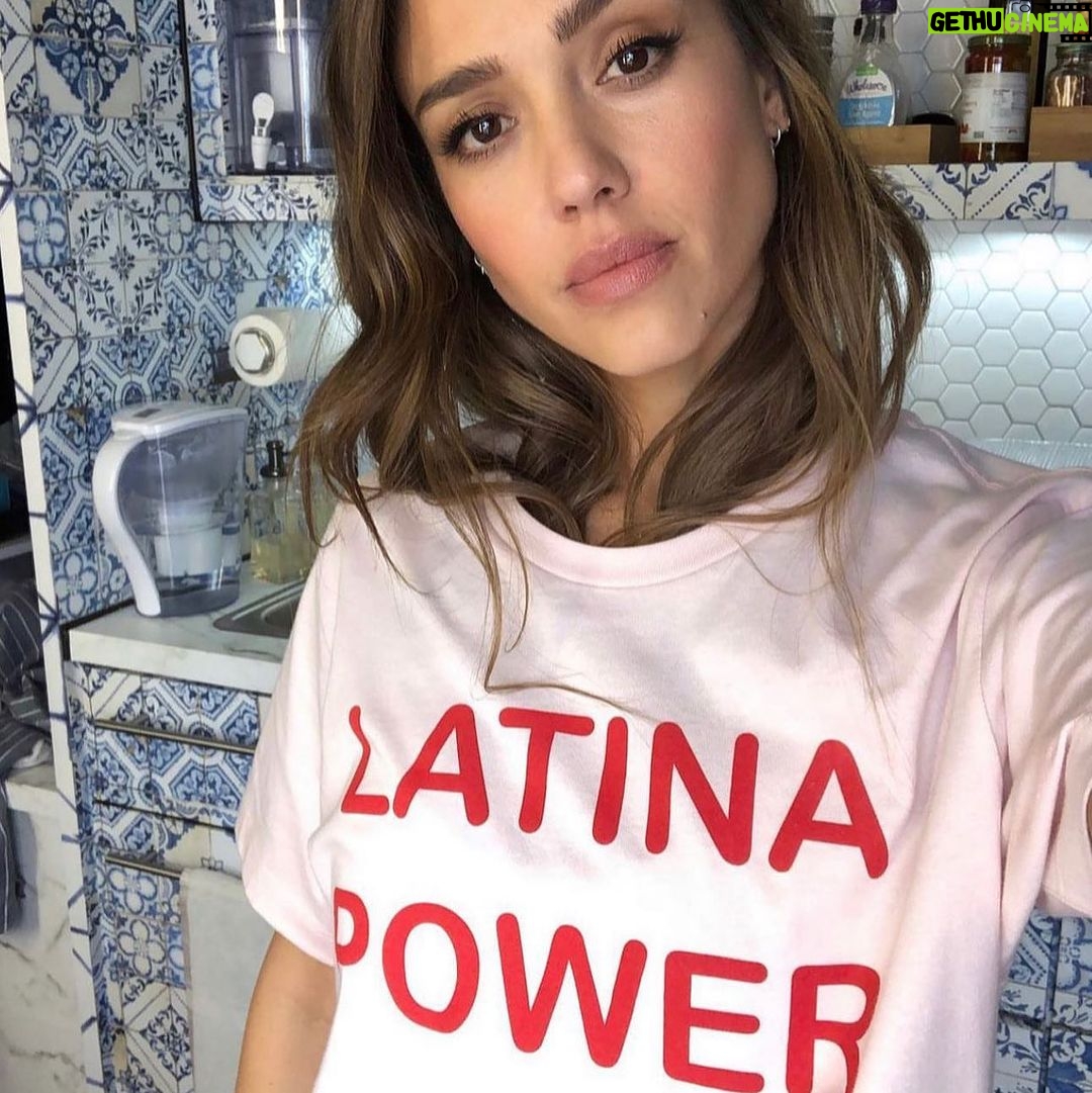 Jessica Alba Instagram - Today is #LatinaEqualPayDay - meaning it marks how much further into 2023 Latinas had to work to “catch-up” to a white, non-Hispanic man’s earnings from the previous year. In short, it takes Latinas almost an entire extra year of work in order to be paid what the average white, non-Hispanic man took home last year 🤯 Why? Well for starters, all working Latinas, including full-time and part-time workers, only receive 52 cents to every dollar paid to white, non-Hispanic men... On average, Latinas in the U.S. are paid 46% less than white men and 26% less than white women (Source: @leaninorg). ‘Latinas face a double-edged sword of sexism and racism in the workplace: As women, Latinas are stereotyped as less competent than men, and as Latinx Americans, Latinas are stereotyped as less intelligent than white people. Researchers believe that bias is to blame for over half of the pay gap for Latinas’ (source: @leaninorg). The wage gap that Latinas face needs to be a thing of the past. Latinas deserve more, end of story 👊🏽 So let’s raise awareness and fight together! It is unacceptable and we demand change ❗️ Latinas simply deserve fair pay. It’s time to close the gap! We need #LatinaEqualPay for #Trabajadoras everywhere ❤️🩹 #Pagame #EqualPay #LatinaEqualPay #Trabajadoras #SheSePuede