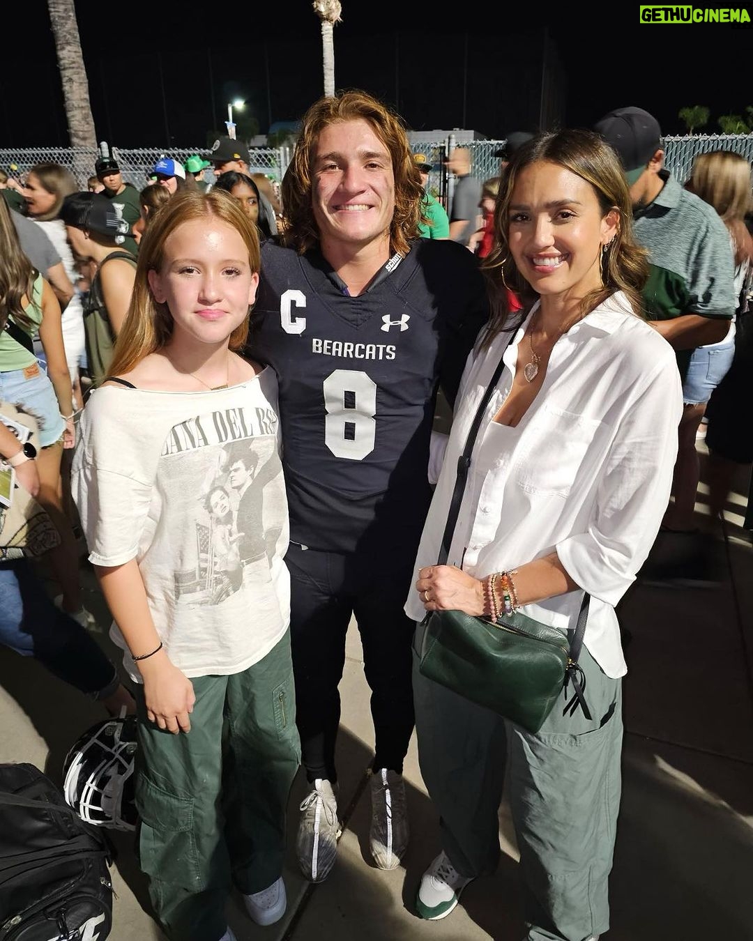 Jessica Alba Instagram - So proud of my nephew #Carter for taking home the W last night 🏈👏🏽🥳 #goBearcats #BonitaFootball