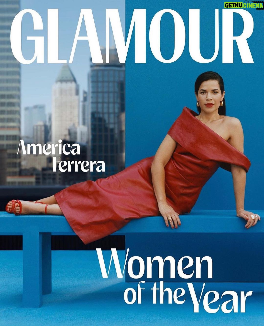 Jessica Alba Instagram - #WCW - Featuring the one and only, powerful, game-changing, actress, producer, director, author, advocate✊🏽 and mama - @americaferrera 🤍🫶🏽✨This woman is the definition of a force for change… recently, she’s received the Jane Fonda Humanitarian Award by @womeninfilmla, been honored by @criticschoice with their Ground Breaker Award and by @hollywoodreporter at their Latin Power event, recognized as one of @elleusa’s 2023 Women in Hollywood and @bbc’s BBC 100 Women List for 2023 and named @glamourmag’s global Women of the Year! 👏🏽👏🏽👏🏽 Yasssss 👑 - she is doing the damn thing! America’s performance in #Barbie as Gloria crossed generations. Both my daughters and I felt seen - her monologue was the mic drop of the year 🎤⬇️ Whether she’s on screen throwing down a bomb ass performance or fighting the good fight as a social justice warrior, America - you are such a bright light and an icon 🙌🏽! It truly is such an incredible moment for so many members of our familia as we continue to make room for more of us in these spaces - let’s keep this energy and momentum going!!! #Latinapride! America, I can’t wait to see next move… 💫💞 Besos xx #Chingona #ChangeMaker #WomanCrushWednesday #AmericaFerrera #Latina #CultureMaker #Humanitarian