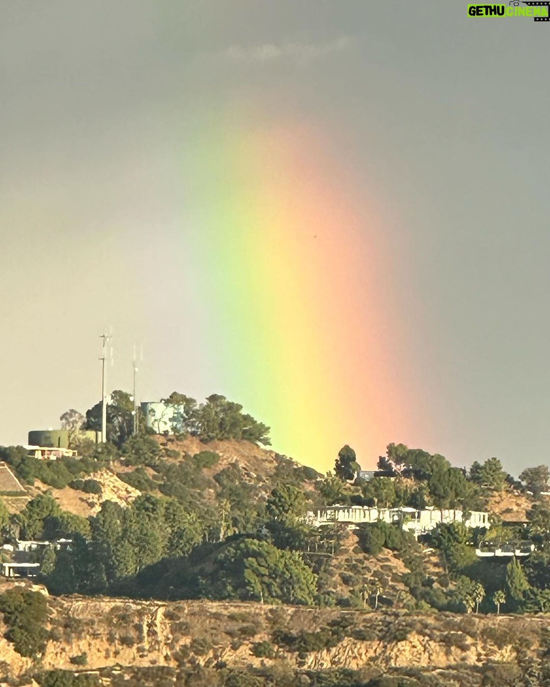 Jessica Alba Instagram - Some magic this afternoon 🌈✨☔️☀️