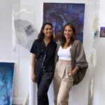 Jessica Alba Instagram - #wcw Featuring a few talented/dope artists!!! - @daniecansino and @jbellzamy ❤️🎨💫 A few months ago I got to visit both Danie and Jessica at their individual studios. I was so inspired by their stories, their works of art and the power + emotions they evoked. Needless to say, I was instantly #obsessed and wound up buying a few pieces to take home with me ☺️🖼️ Thank you both for having me in your sacred spaces - I am in awe of your talent and the stories you are telling 🤍 Cheers to these phenomenal artists who remind us that art has the power to heal, inspire, and unite us all 🙏🏽 #HispanicHeritageMonth #LatinXHeritageMonth #WCW #latinapower #chingonaaf