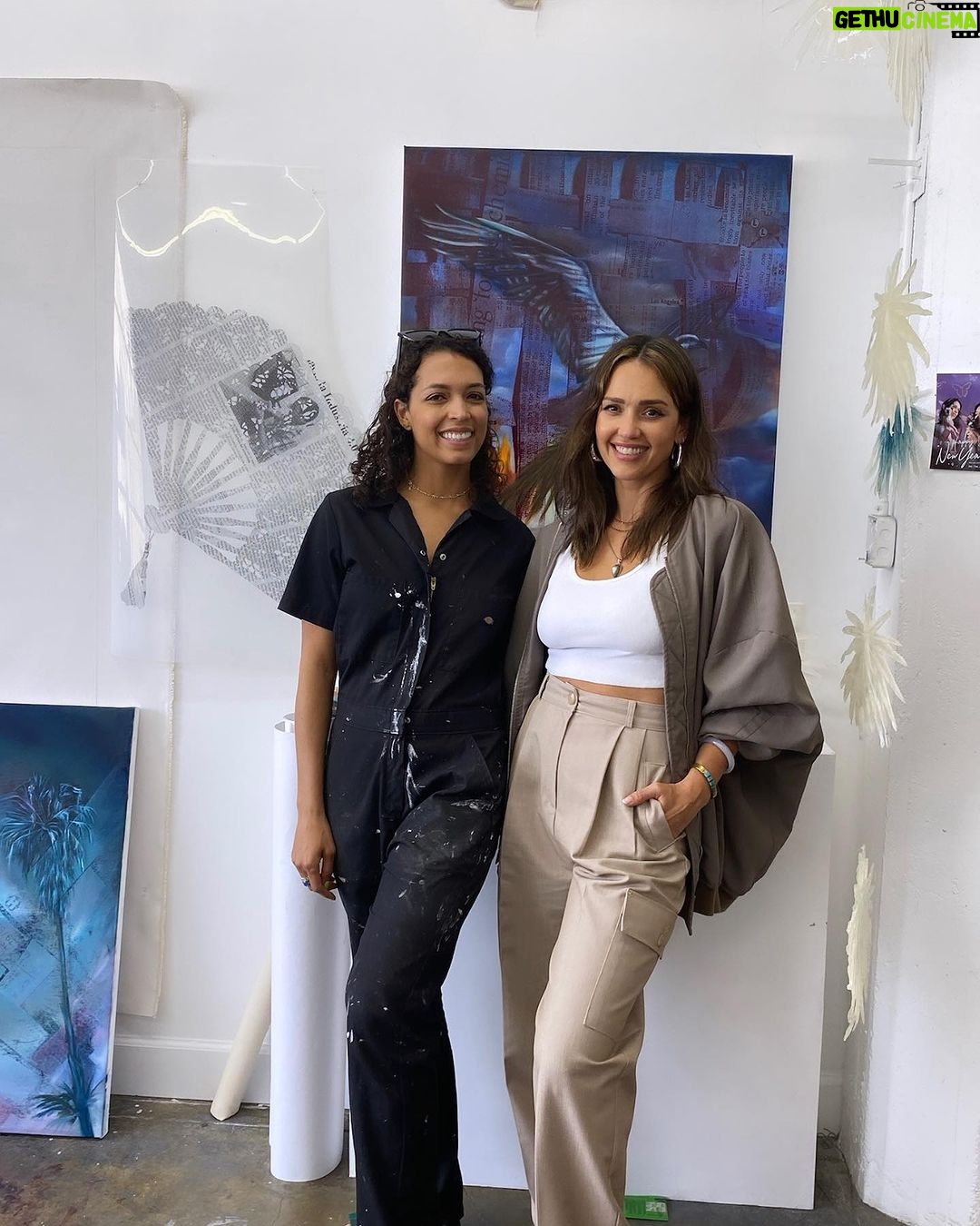 Jessica Alba Instagram - #wcw Featuring a few talented/dope artists!!! - @daniecansino and @jbellzamy β€οΈπ¨π« A few months ago I got to visit both Danie and Jessica at their individual studios. I was so inspired by their stories, their works of art and the power + emotions they evoked. Needless to say, I was instantly #obsessed and wound up buying a few pieces to take home with me βΊοΈπΌοΈ Thank you both for having me in your sacred spaces - I am in awe of your talent and the stories you are telling π€ Cheers to these phenomenal artists who remind us that art has the power to heal, inspire, and unite us all ππ½ #HispanicHeritageMonth #LatinXHeritageMonth #WCW #latinapower #chingonaaf
