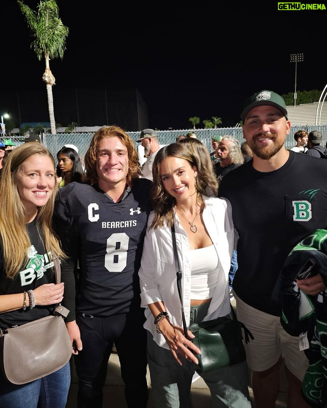 Jessica Alba Instagram - So proud of my nephew #Carter for taking home the W last night 🏈👏🏽🥳 #goBearcats #BonitaFootball