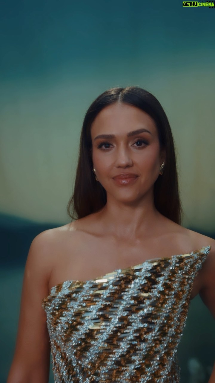 Jessica Alba Instagram - Okay, last one from @baby2baby βΊοΈ Still reminiscing on one of the best nights of the year π«Άπ½ A huge thank you to our sponsor @paulmitchell ππ½ Head to baby2baby.org to learn more about ways you can help π€β¨