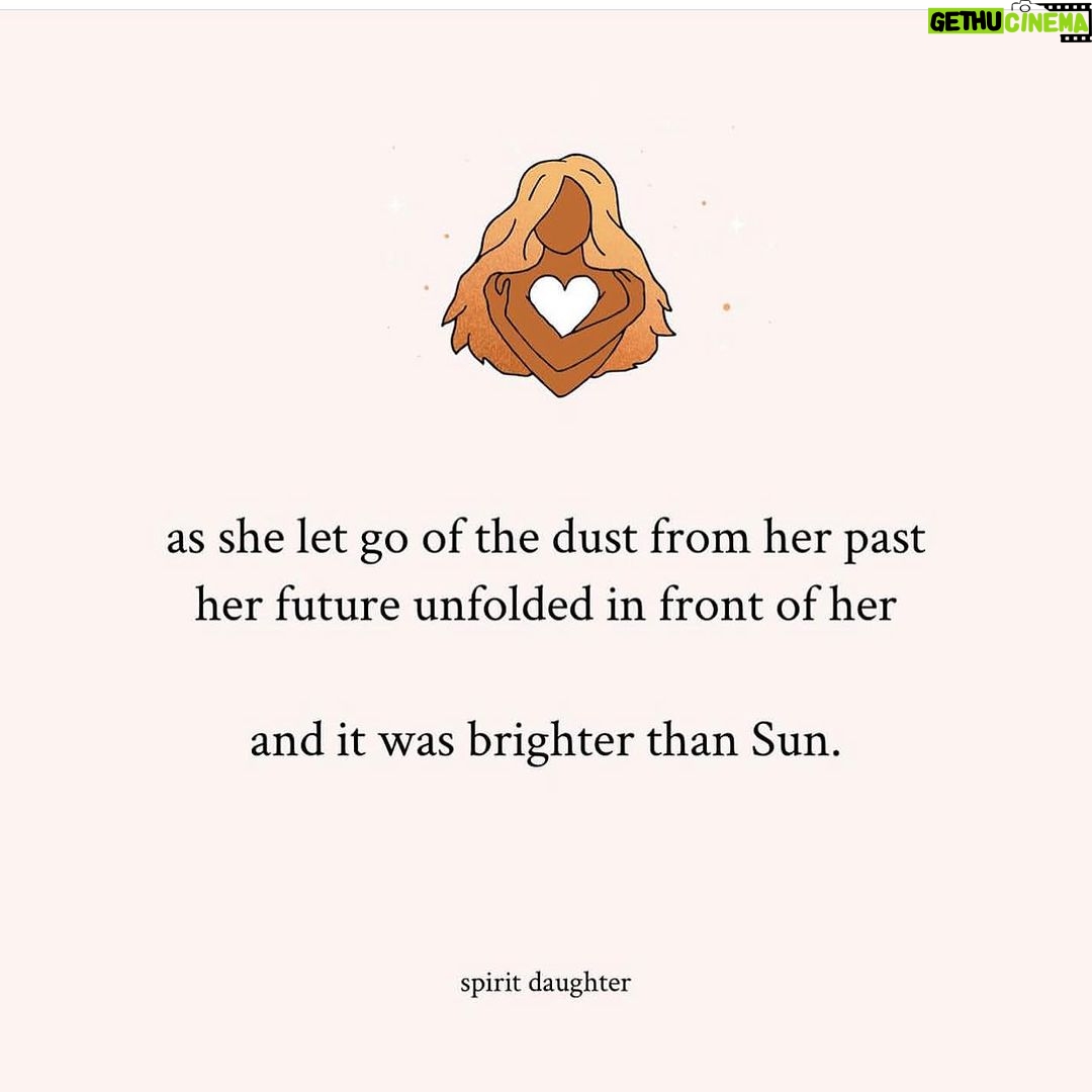 Jessica Alba Instagram - sending love and light to kick off this week π«Άπ½π€π«π #motivationmonday #recentsaves