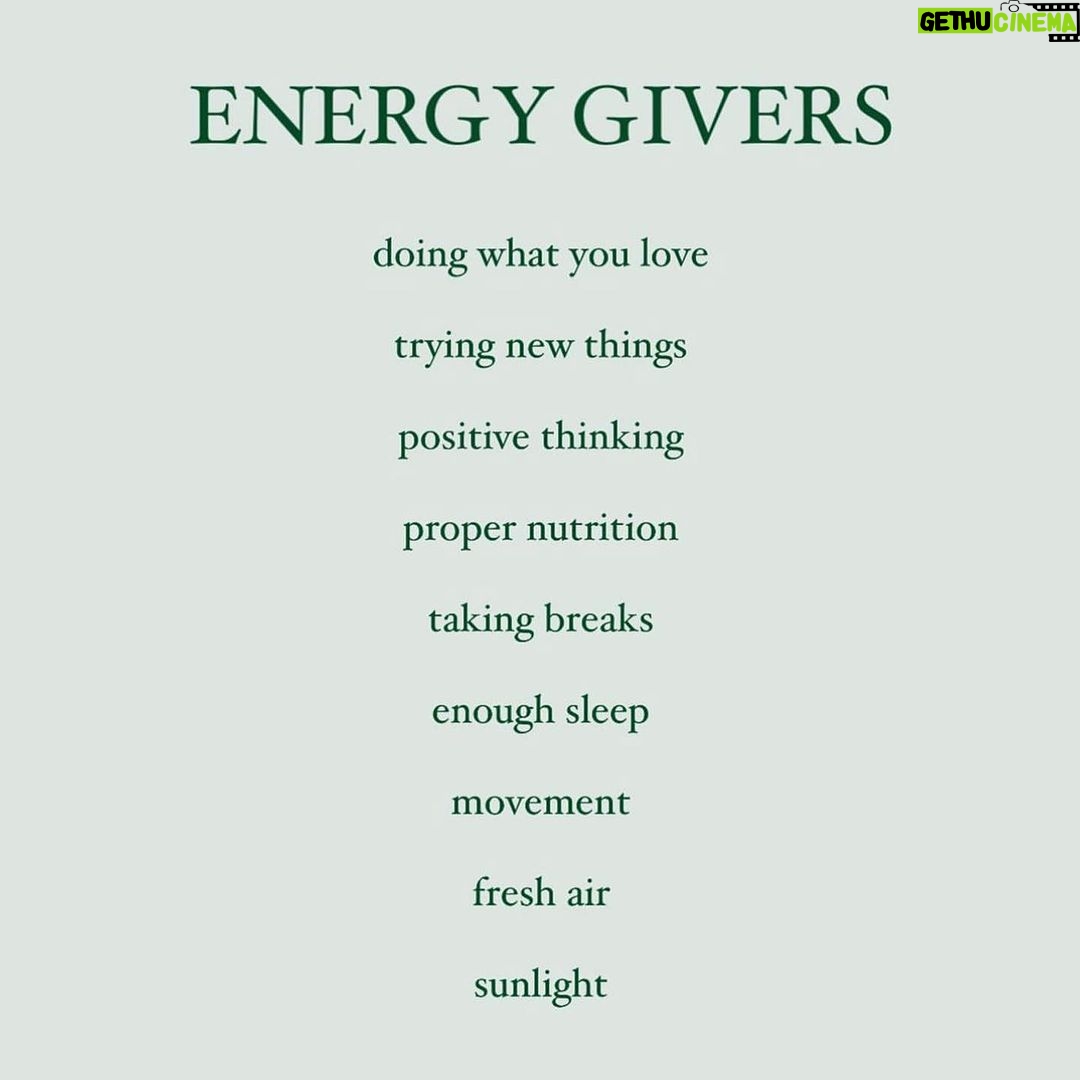 Jessica Alba Instagram - sending love and light to kick off this week π«Άπ½π€π«π #motivationmonday #recentsaves
