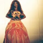 Jessica Alba Instagram - #WCW - featuring a few icons that took home gold at the #Grammys - @sza @tyla @victoriamonet @cocojones 🏆🤍🎶✨ Congratulations on your wins 🥳 and thank you for sharing your gifts with the world - we are all excited to hear and see what you create next 🫶🏽 xxx #WomanCrushWednesday #BlackHistoryMonth
