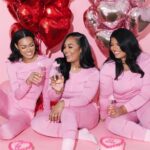 Jessica Alba Instagram - Featuring all things #Valentines + #Galentines themed for #SmallBusinessSaturday x #BlackHistoryMonth 🎀🤍🥀✨ These brands have you covered whether you’re chilling with your BFFs or doing date night with your ❤️ @lurelly @chelseaparisint @maisoneli_ @sucrecouture @fancyhomebody @fortmrw.co @ourside.nyc @forvrmood @sweetredpeach Check ‘em out and comment your faves below!