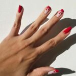 Jessica Alba Instagram - Featuring all things #Valentines + #Galentines themed for #SmallBusinessSaturday x #BlackHistoryMonth 🎀🤍🥀✨ These brands have you covered whether you’re chilling with your BFFs or doing date night with your ❤️ @lurelly @chelseaparisint @maisoneli_ @sucrecouture @fancyhomebody @fortmrw.co @ourside.nyc @forvrmood @sweetredpeach Check ‘em out and comment your faves below!